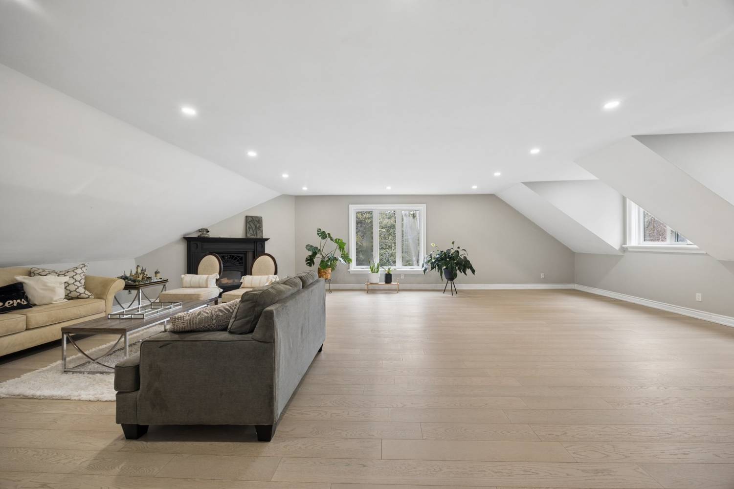 1 Foxlair Court, Whitchurch-Stouffville