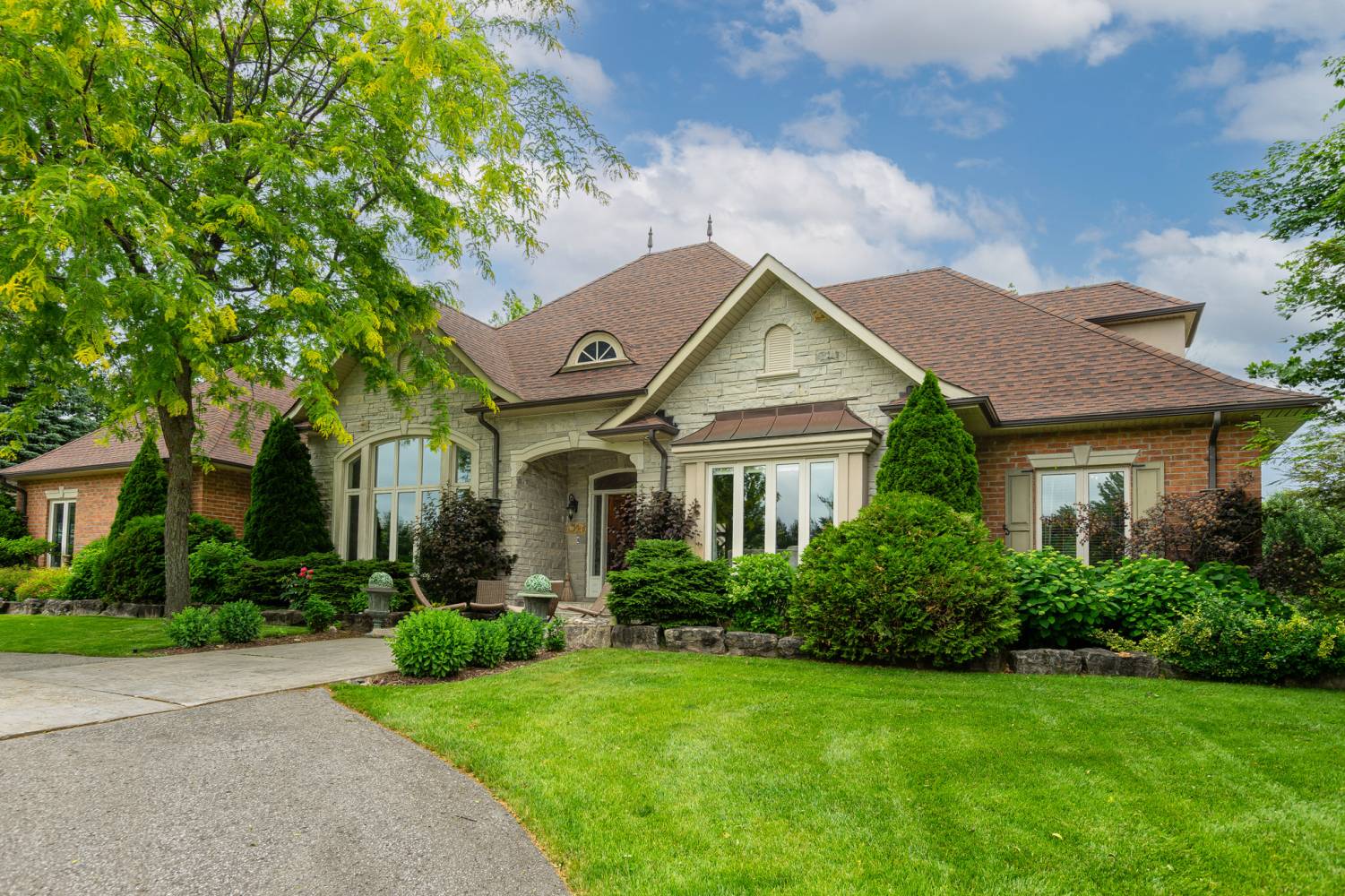 10 Earl Cook Drive, Whitchurch-Stouffville