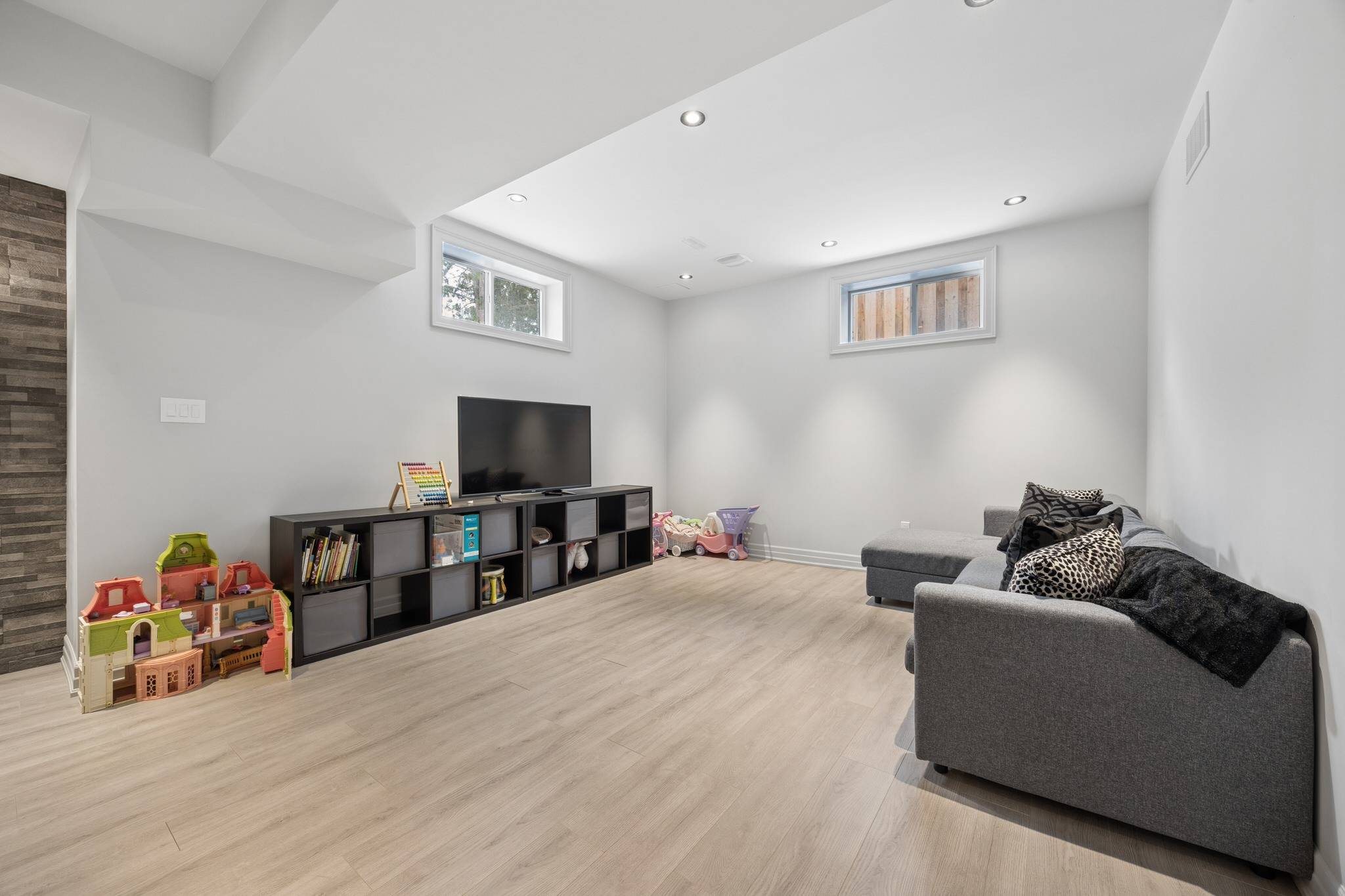 106 Maytree Avenue, Stouffville