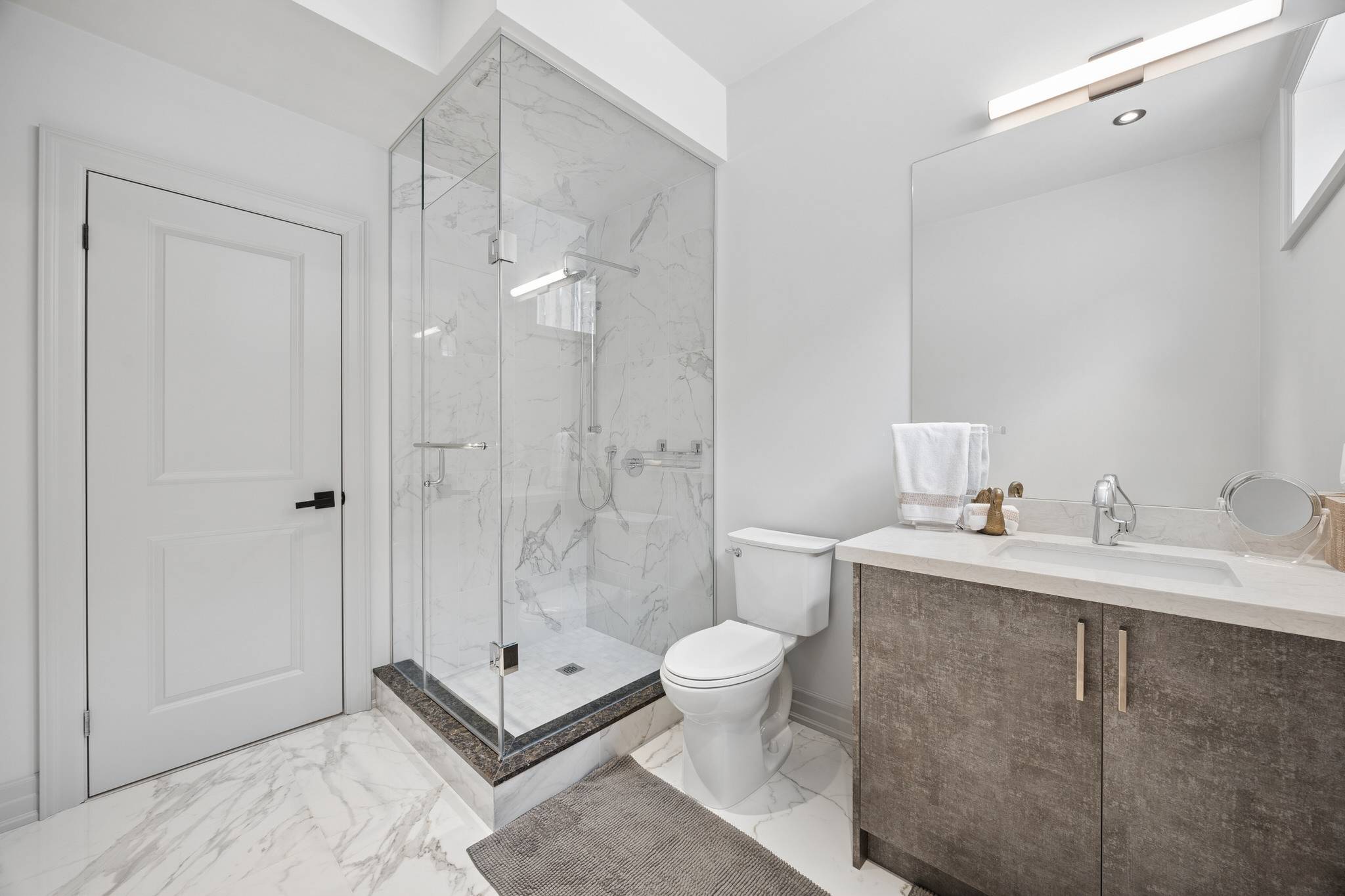 106 Maytree Avenue, Stouffville