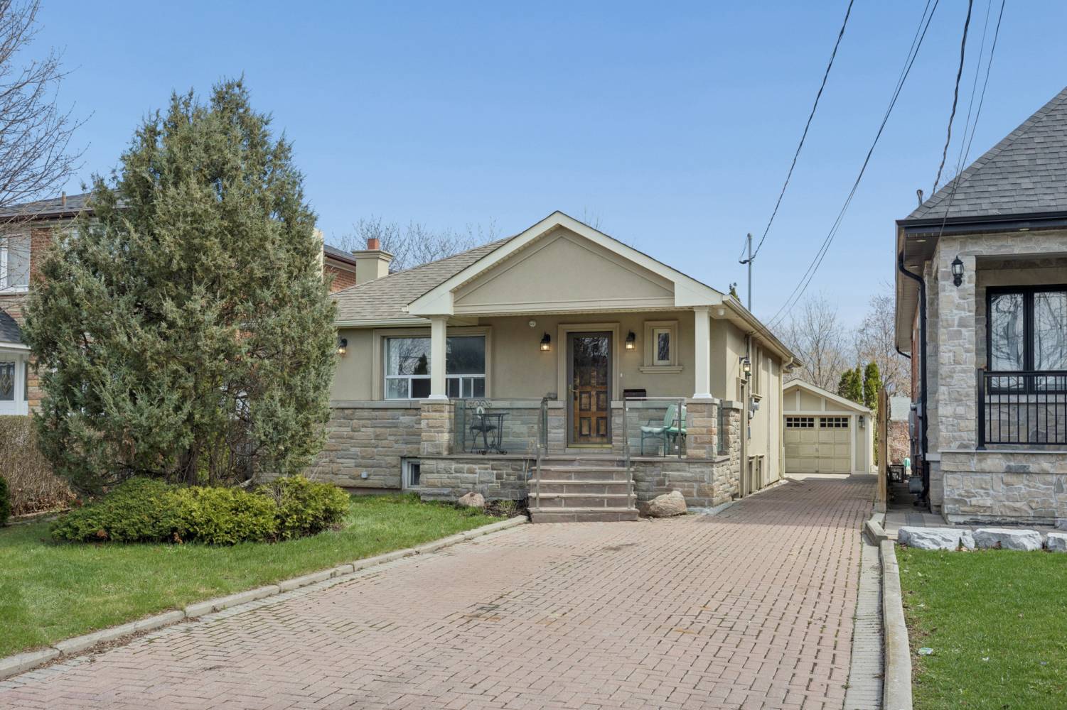 133 Cornelius Parkway, Toronto