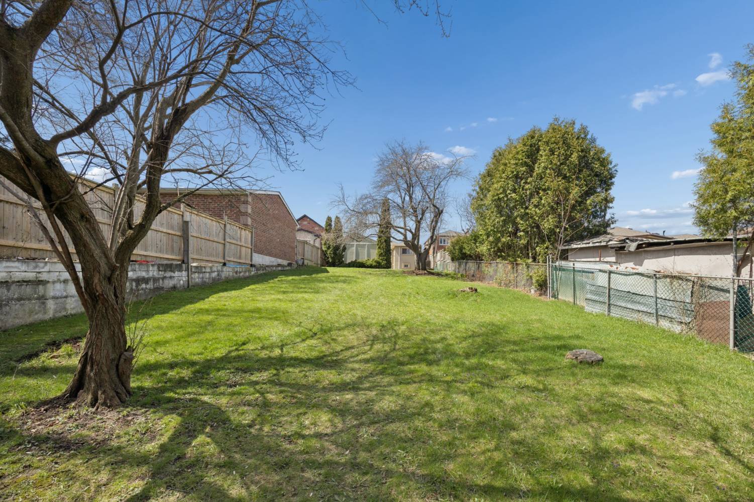 133 Cornelius Parkway, Toronto