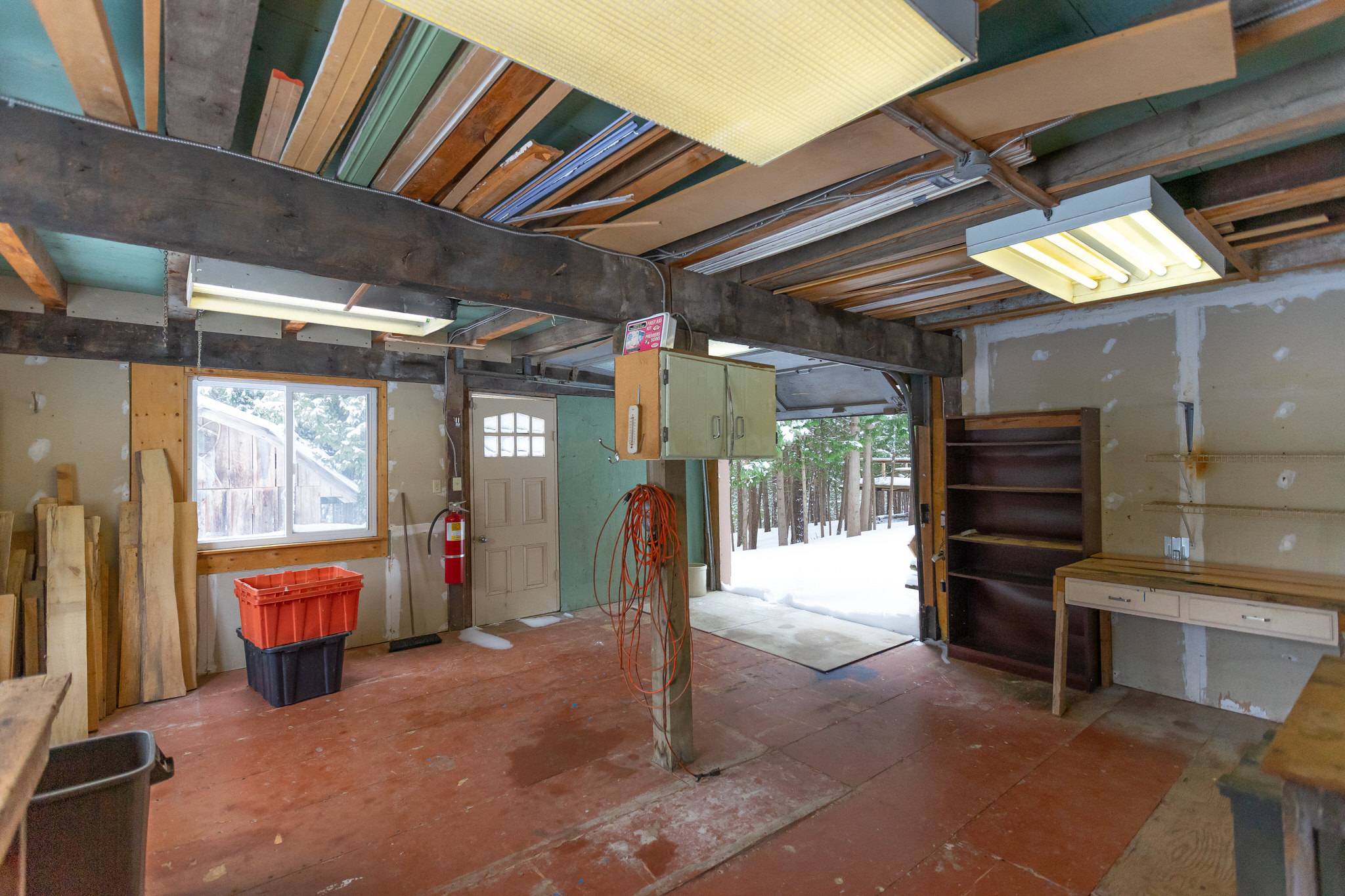 Workshop Interior view at 14401 Warden Avenue, Whitchurch-Stouffvillee