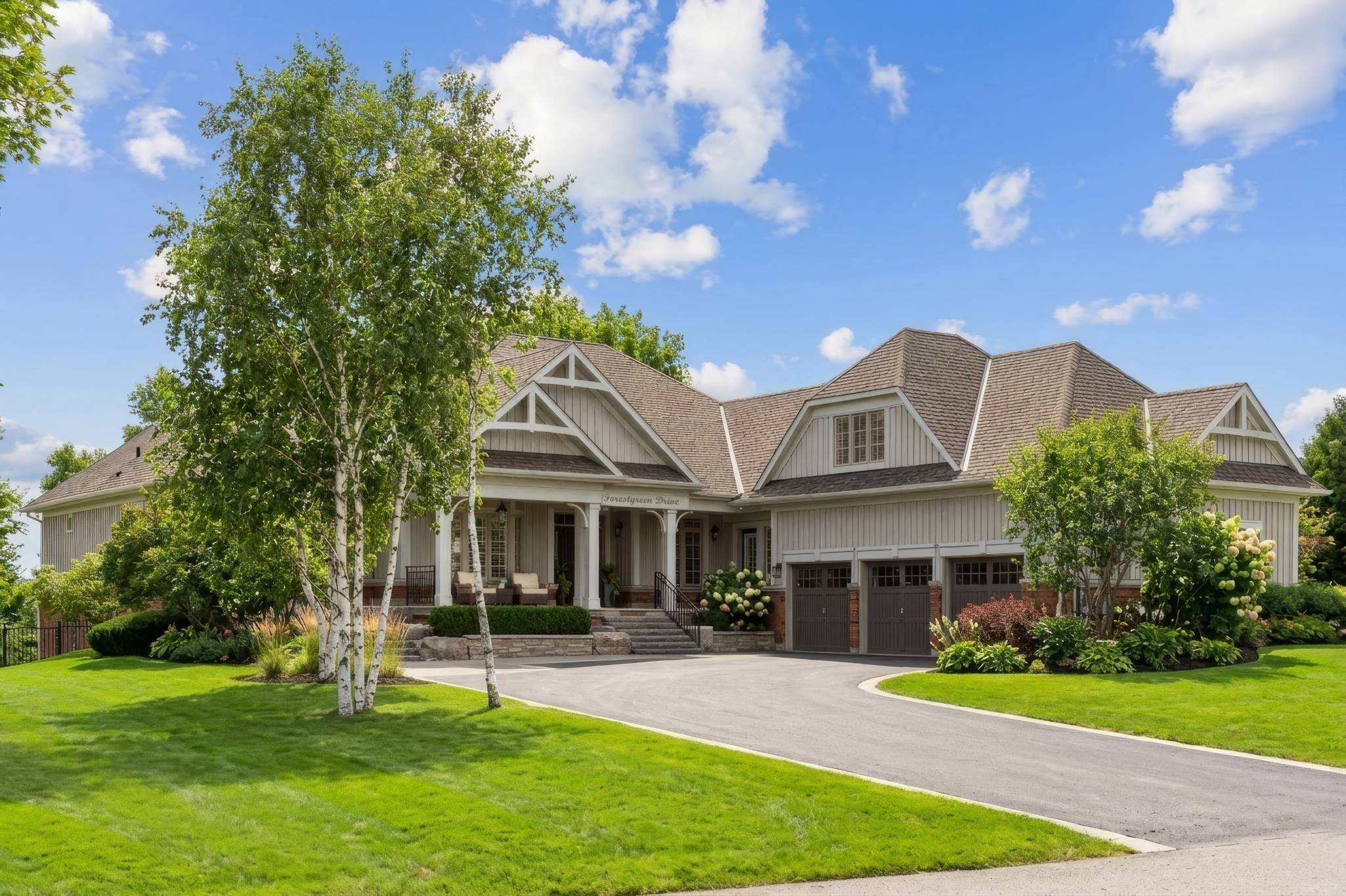 15 Forestgreen Drive, Uxbridge