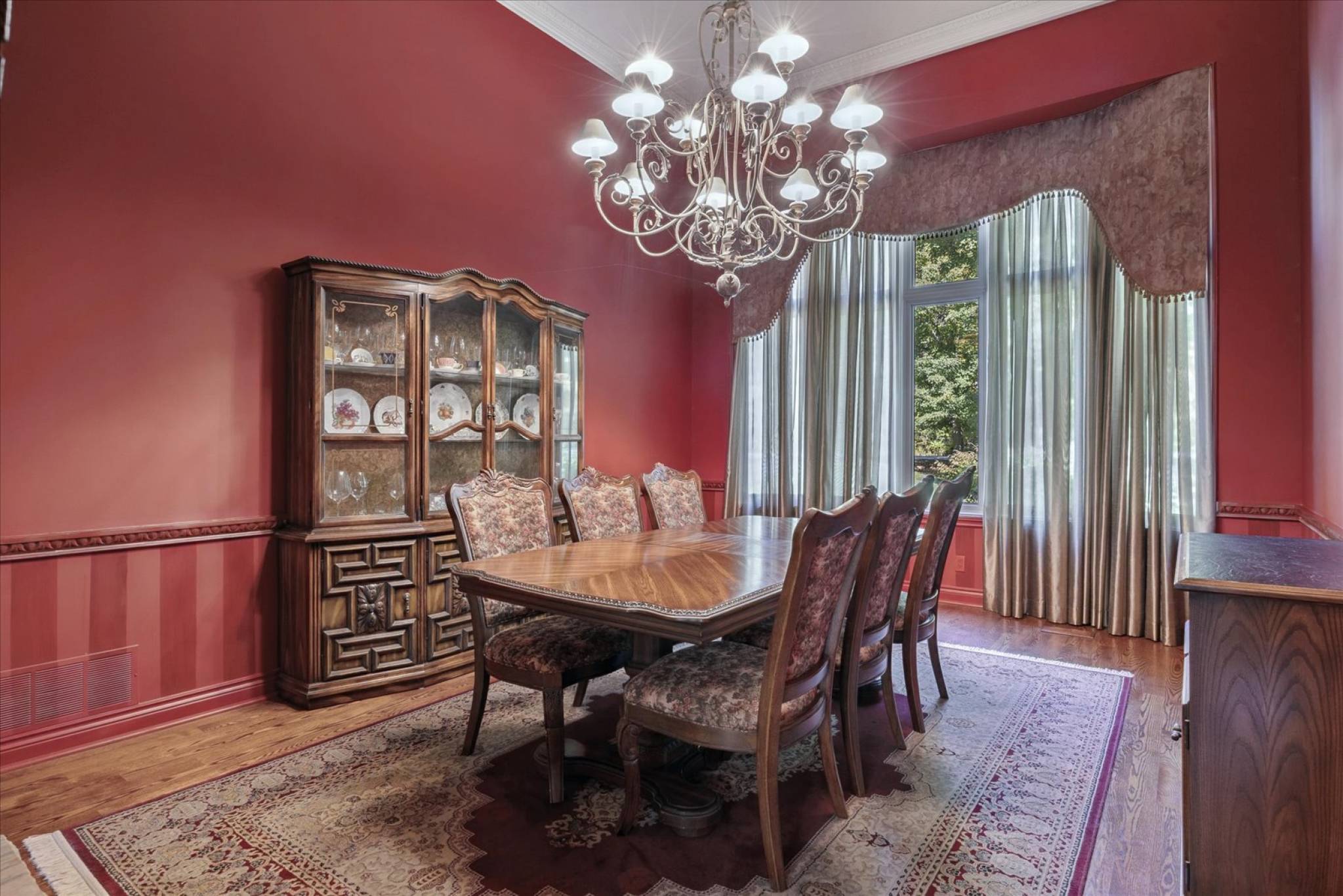 15 Skyridge Crt, Stouffville - Approx 7,000 Sq/ft Total Living Space on 5 Acres