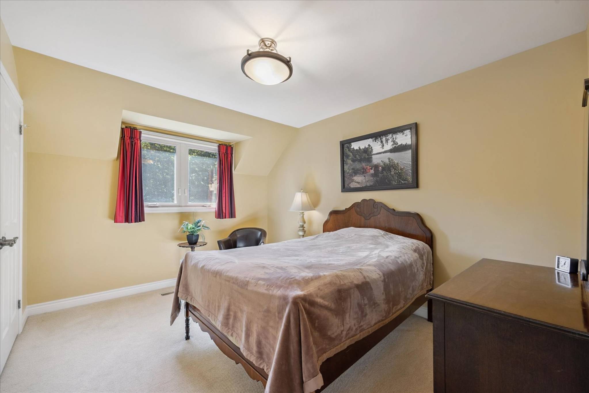 15 Skyridge Crt, Stouffville - Approx 7,000 Sq/ft Total Living Space on 5 Acres