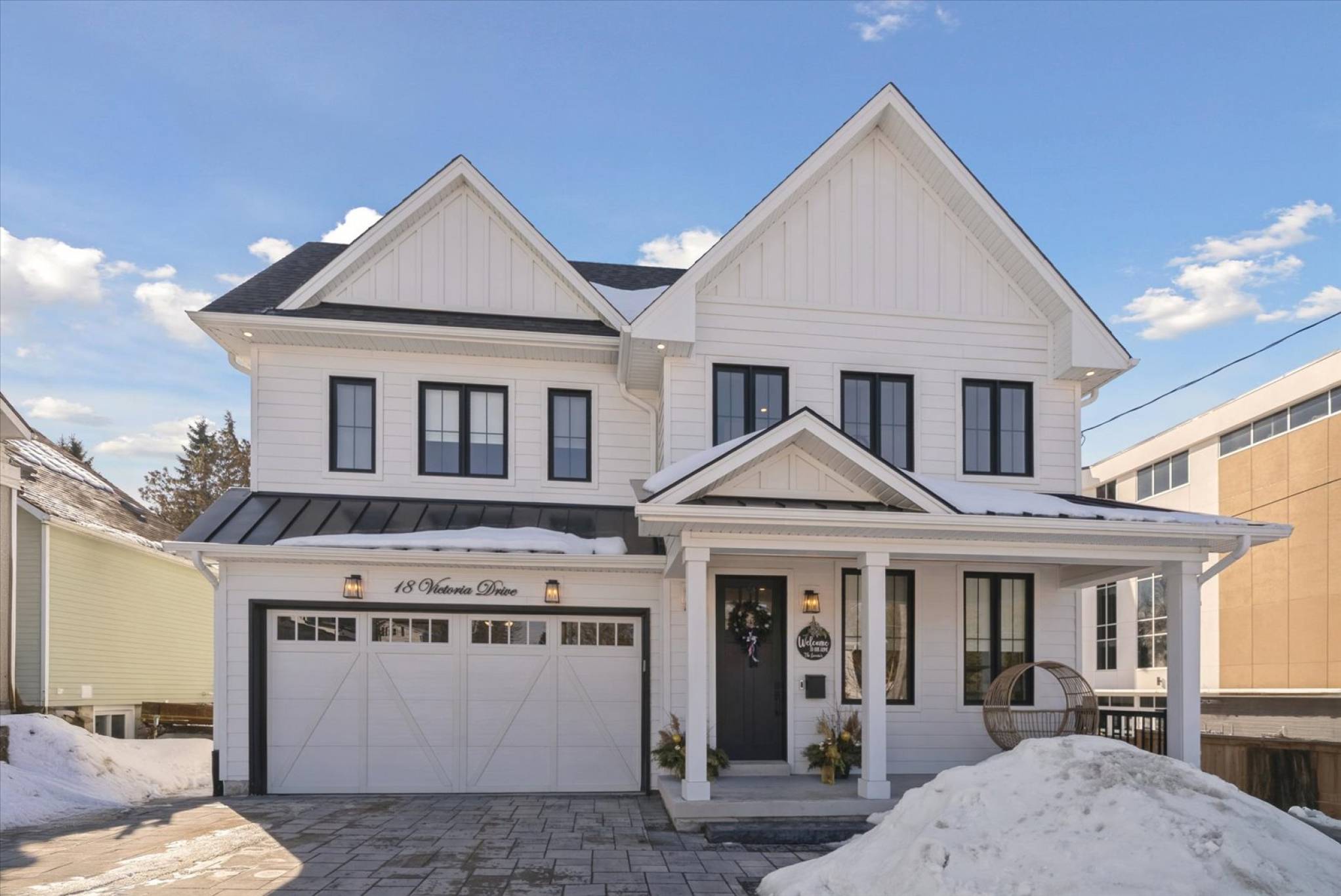 18 Victora Dr, Uxbridge