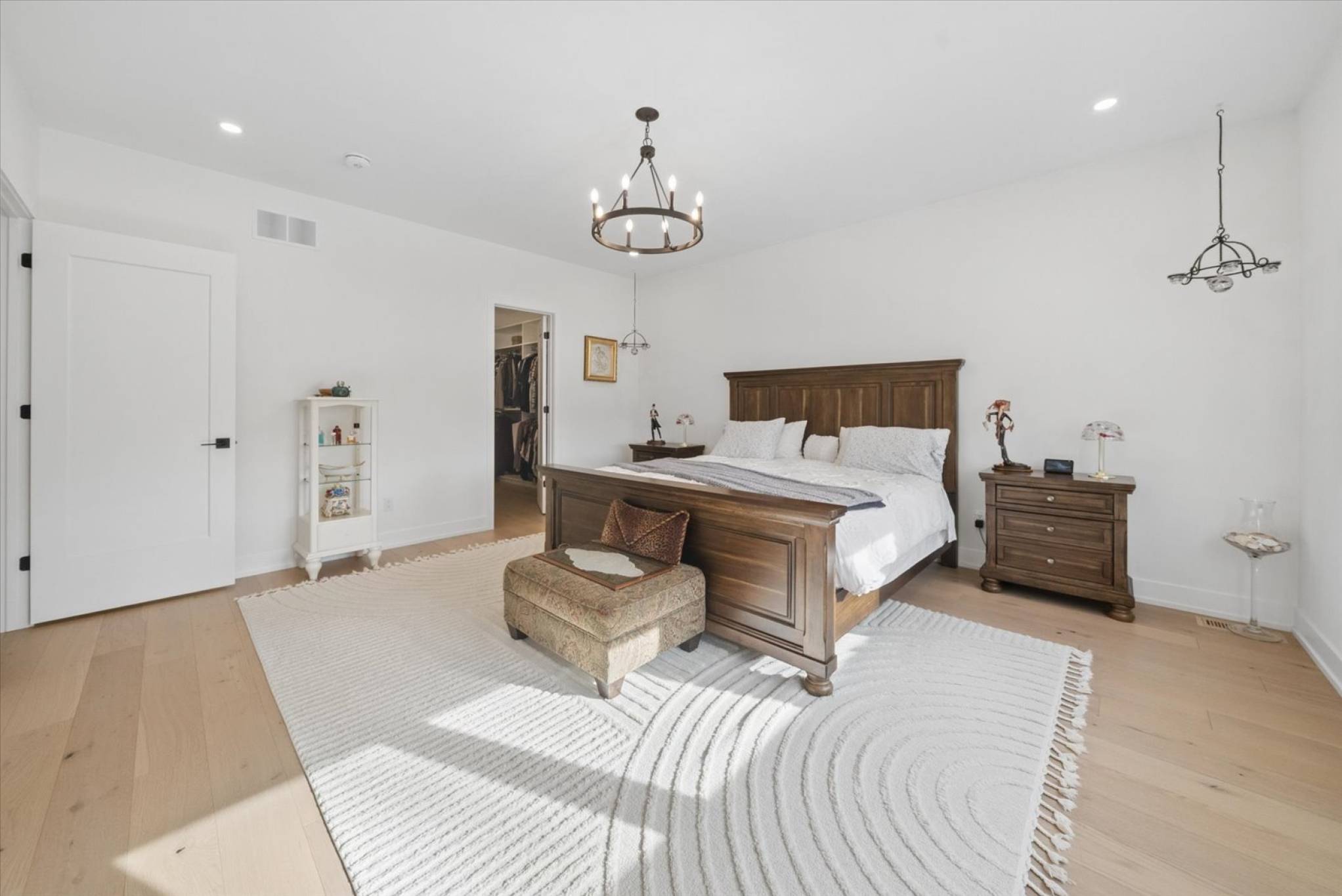 18 Victora Dr, Uxbridge