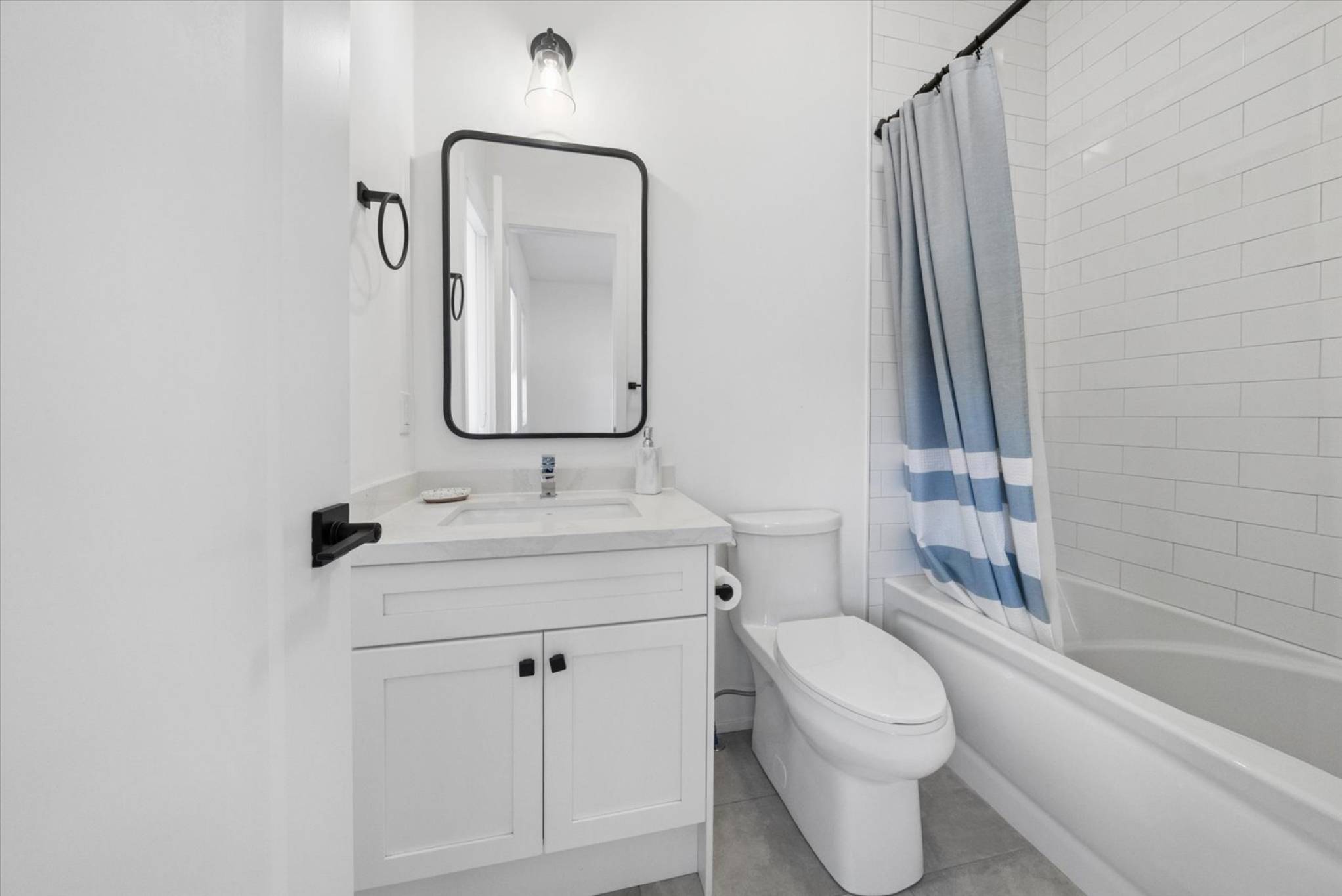 18 Victora Dr, Uxbridge