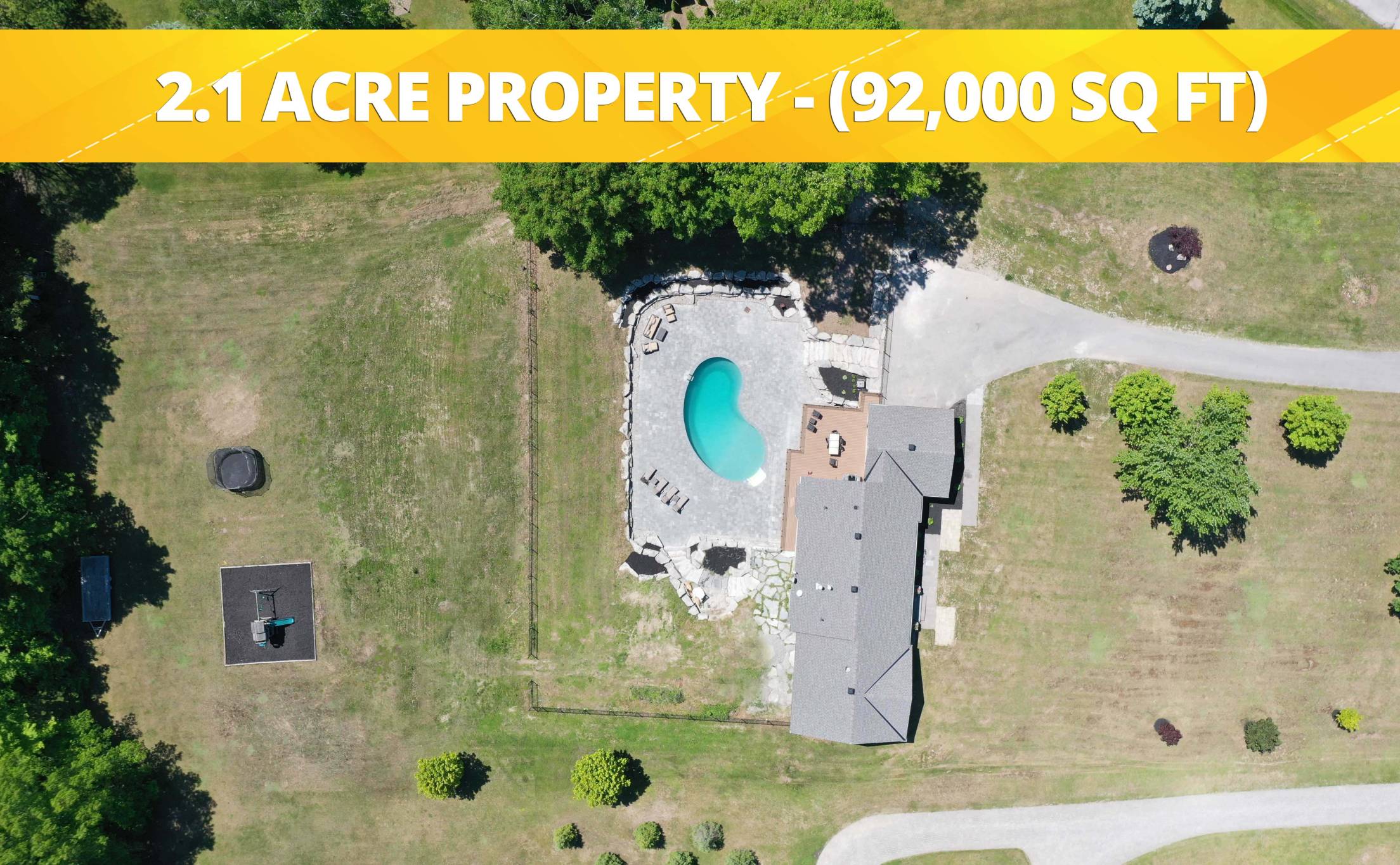 23 Silver Spring Cres, Uxbridge
