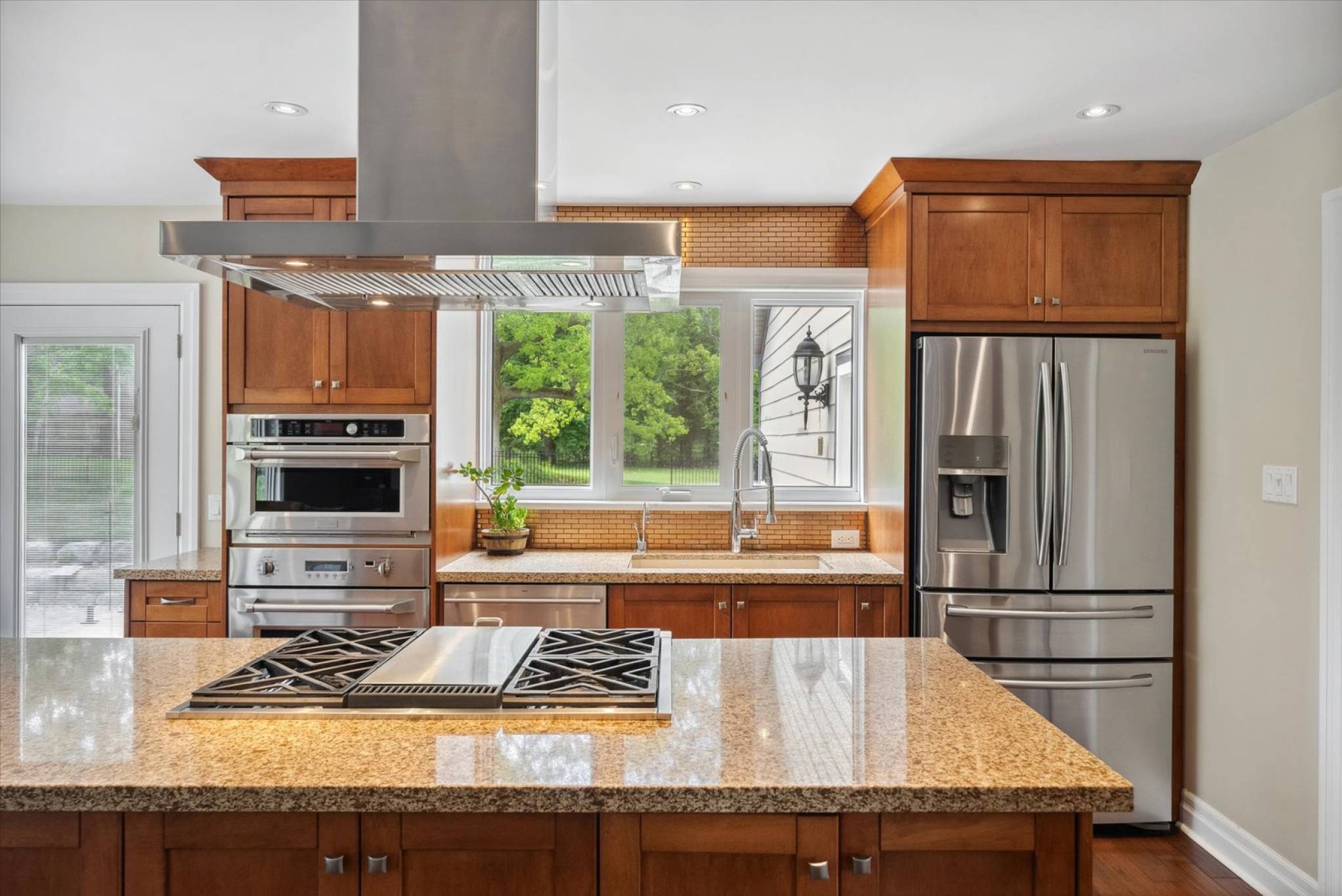 23 Silver Spring Cres, Uxbridge