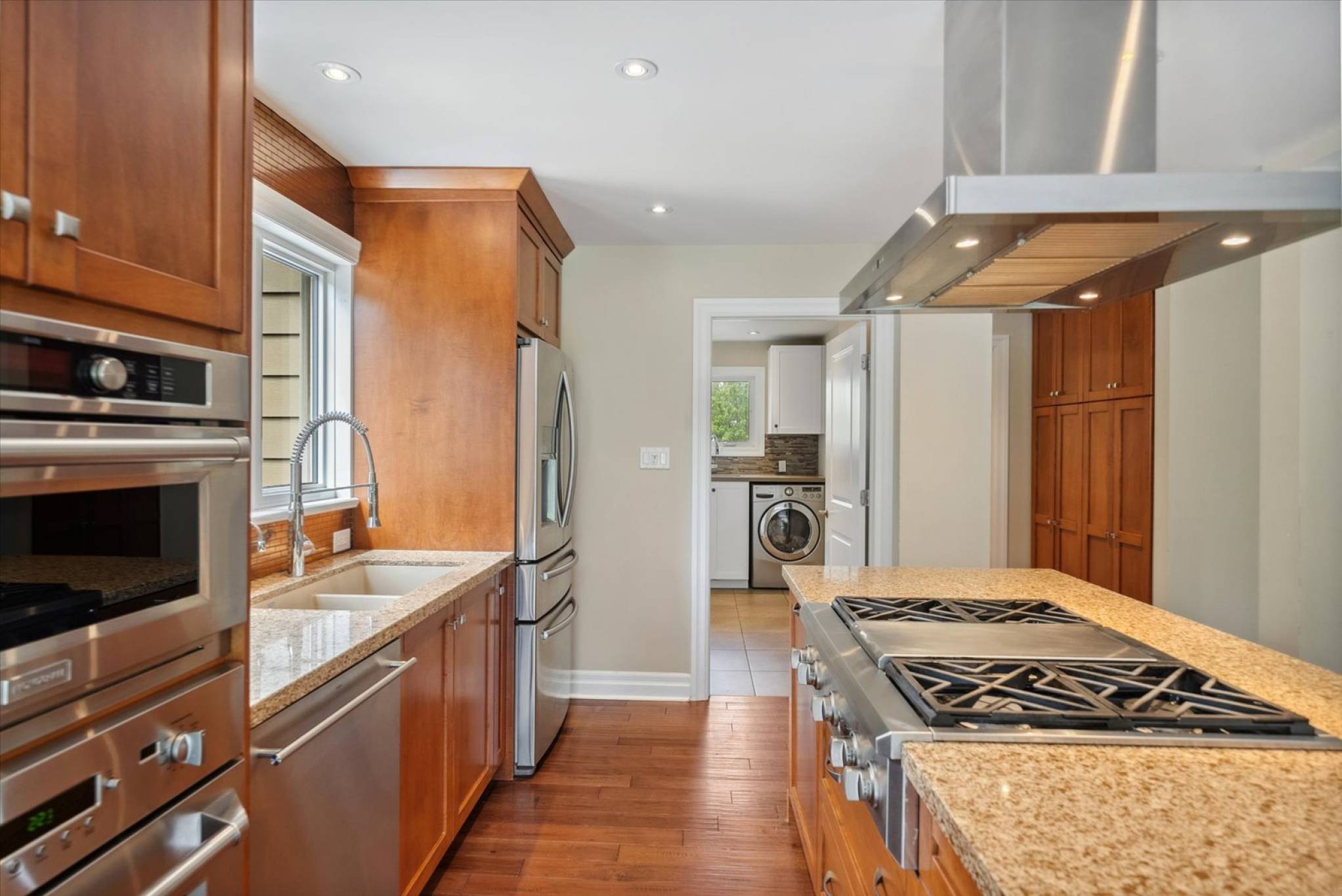 23 Silver Spring Cres, Uxbridge