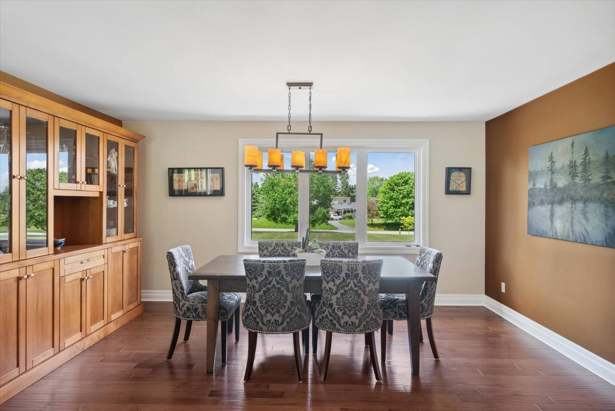 23 Silver Spring Cres, Uxbridge