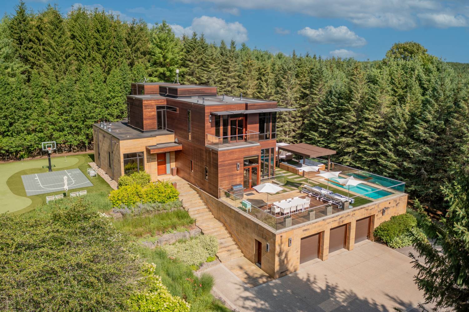 2501 Concession 3, Uxbridge