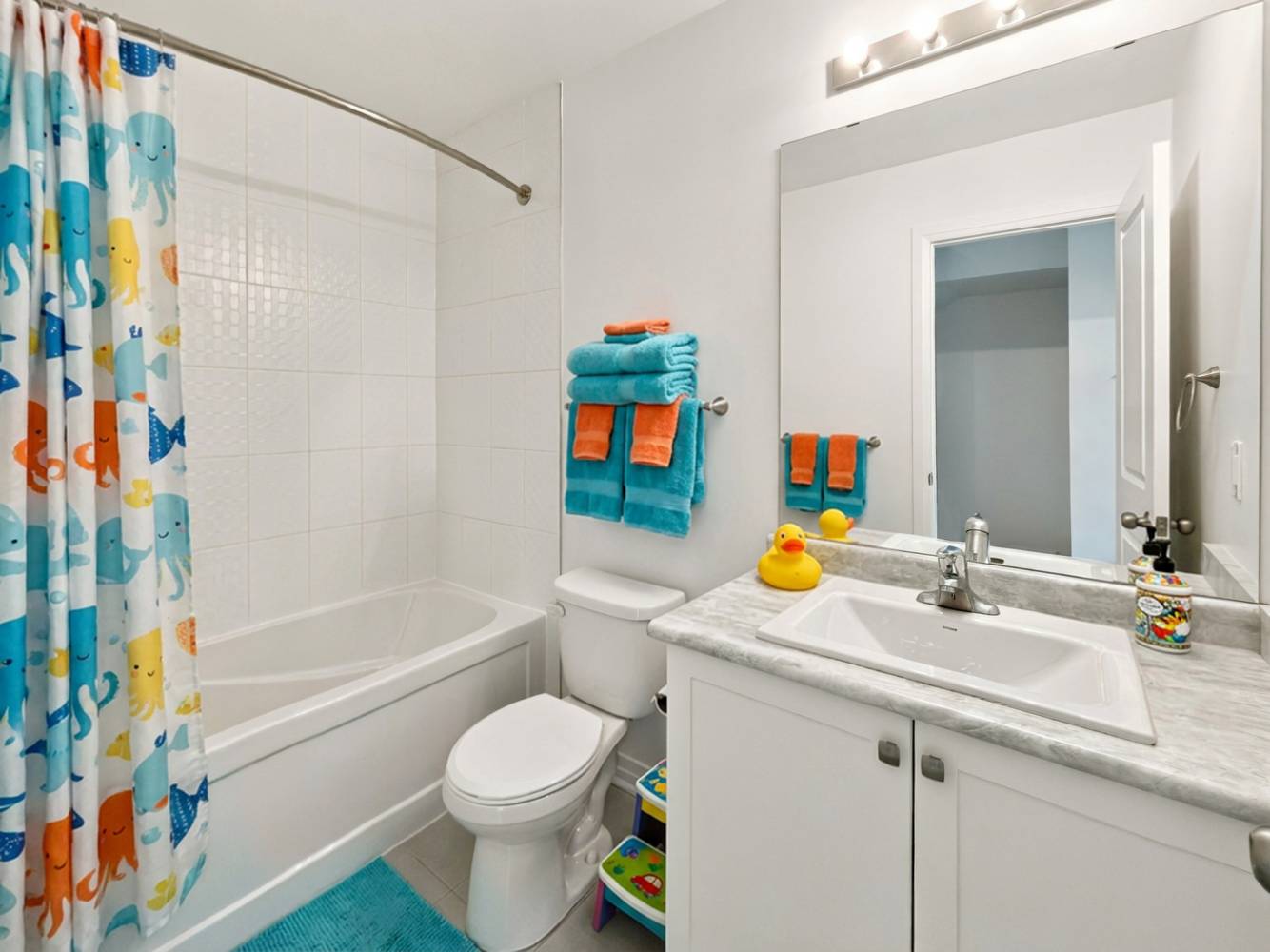 3 Clarington Boulevard, Bowmanville