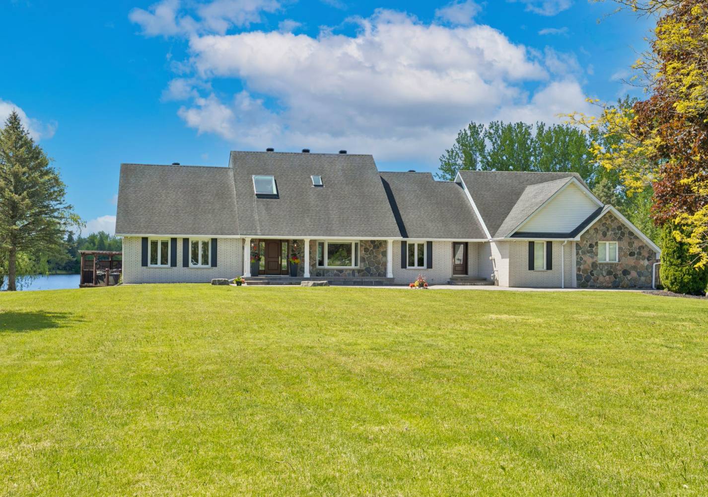 3330 Greenburn Place, Pickering