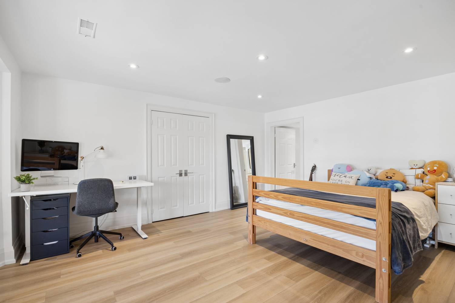 3330 Greenburn Place, Pickering