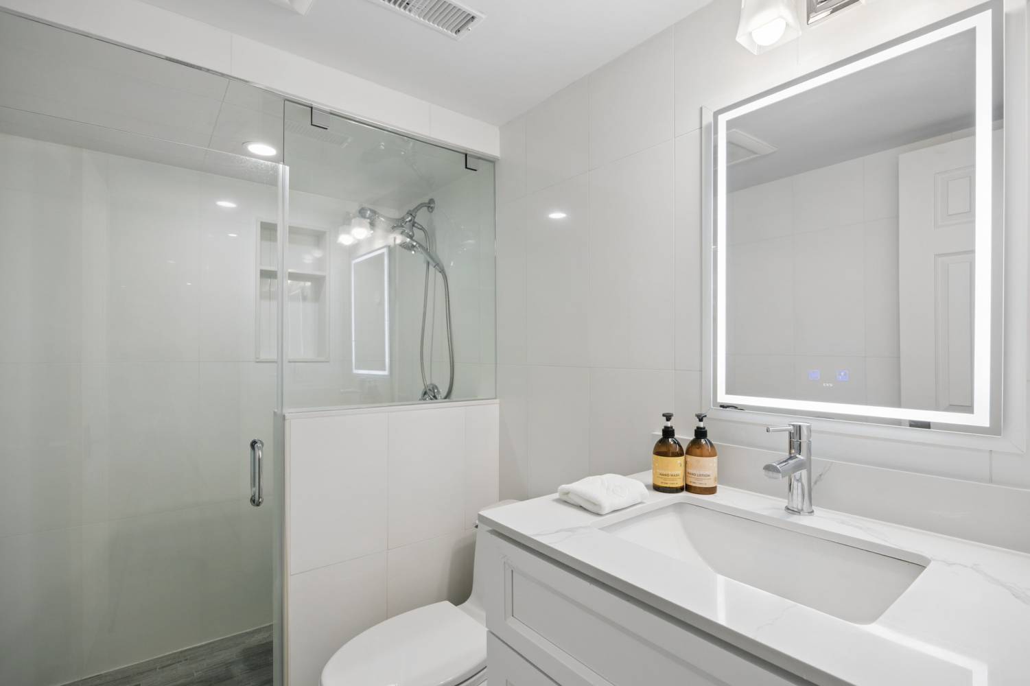 3330 Greenburn Place, Pickering