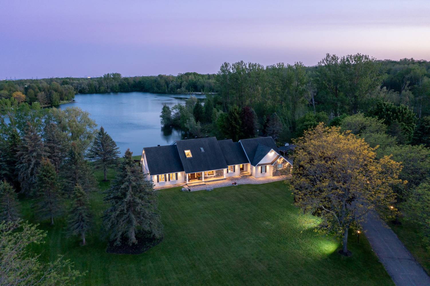 3330 Greenburn Place, Pickering