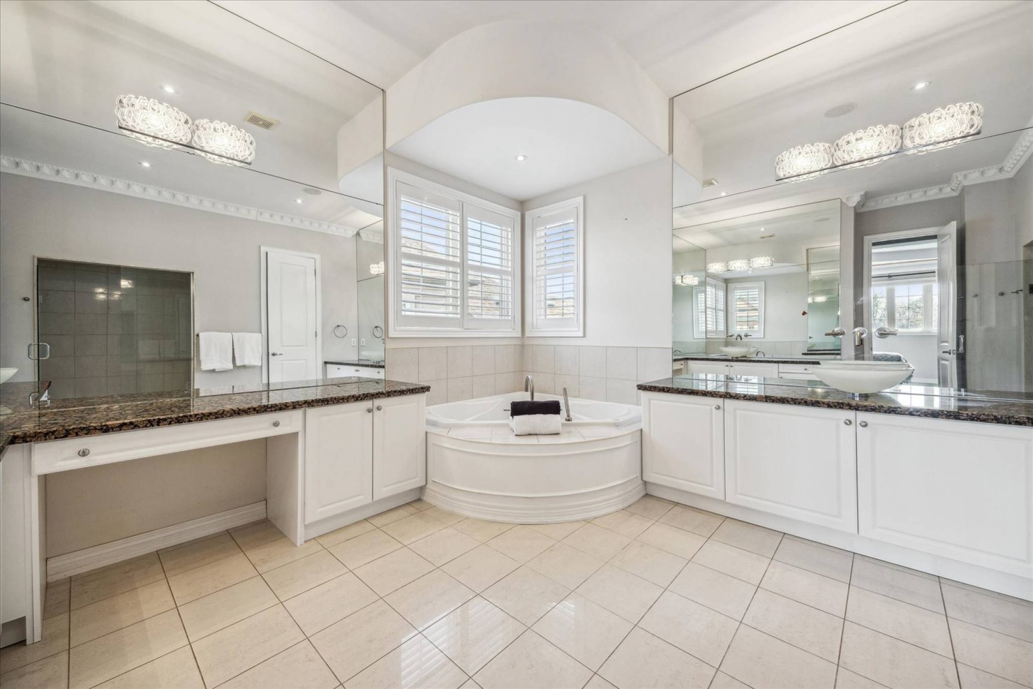 40 Royal Shamrock Court, Stouffville