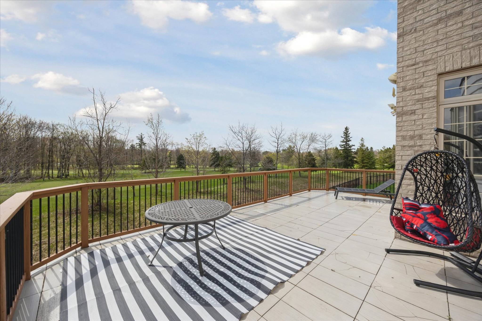 40 Royal Shamrock Court, Stouffville