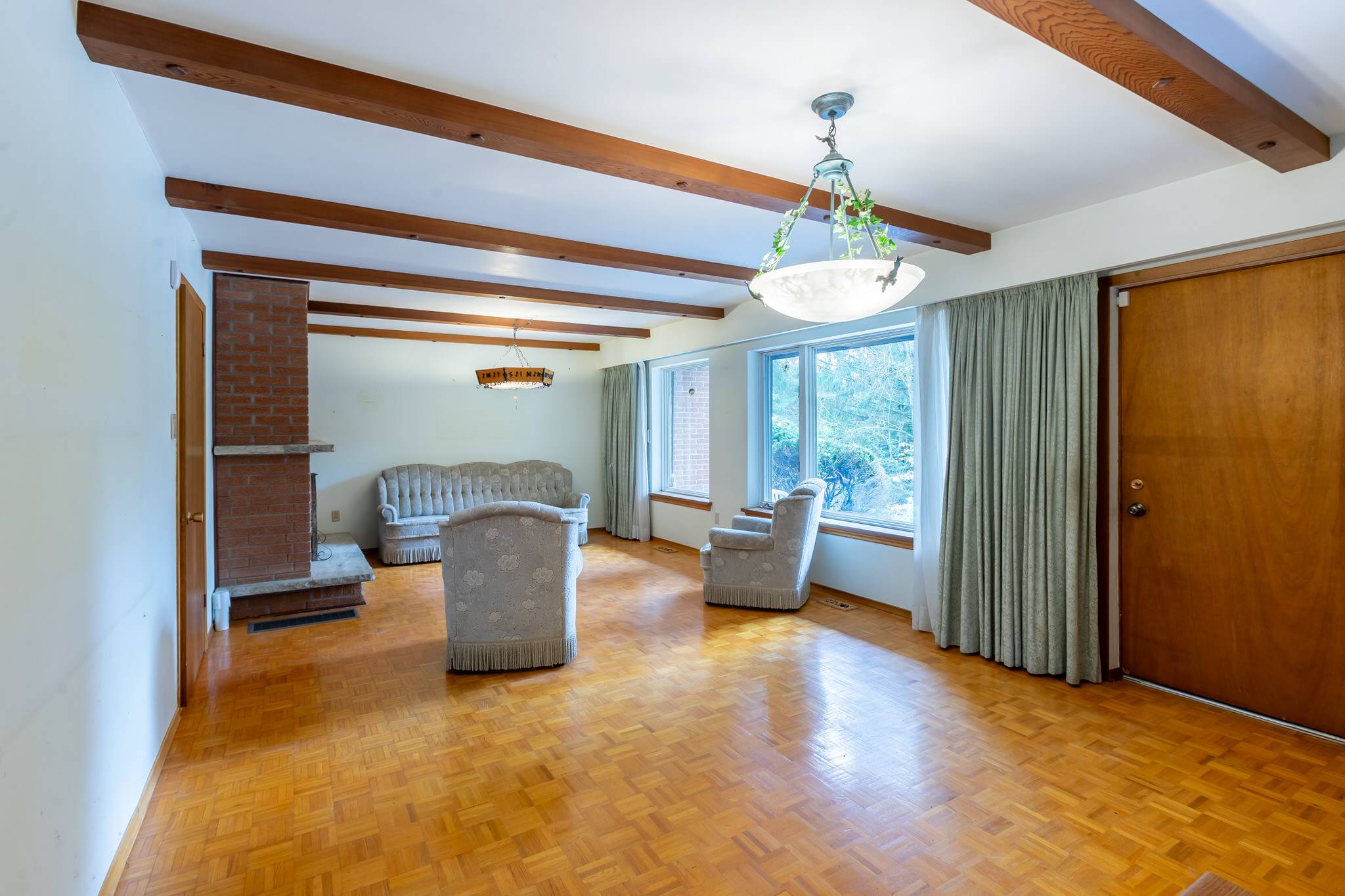 5779 Aurora Road, Stouffville