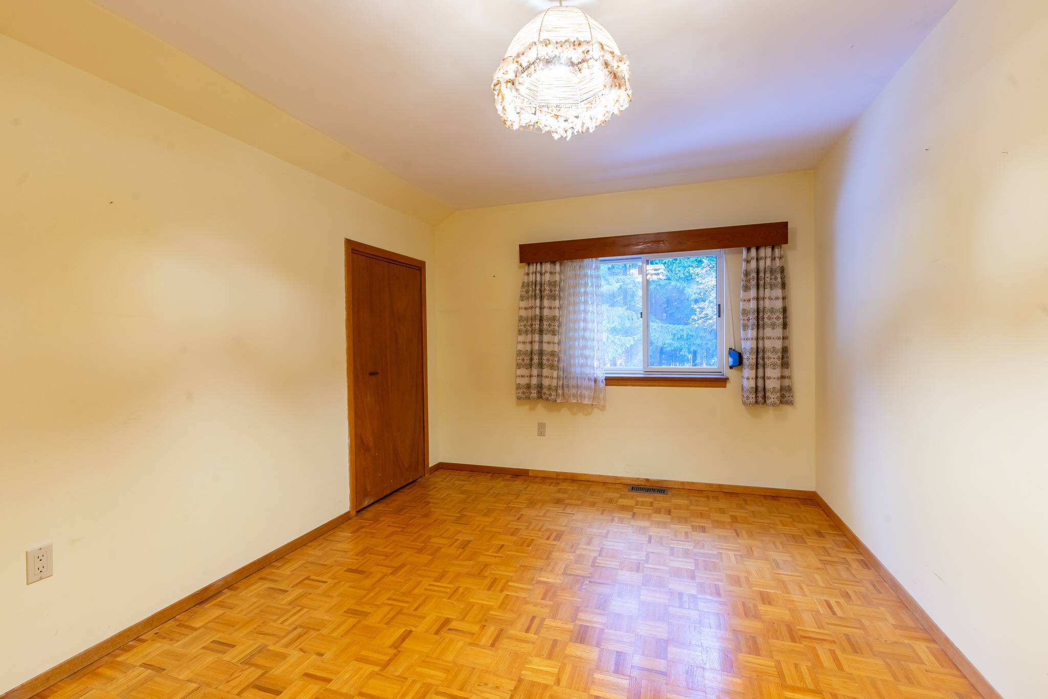 5779 Aurora Road, Stouffville