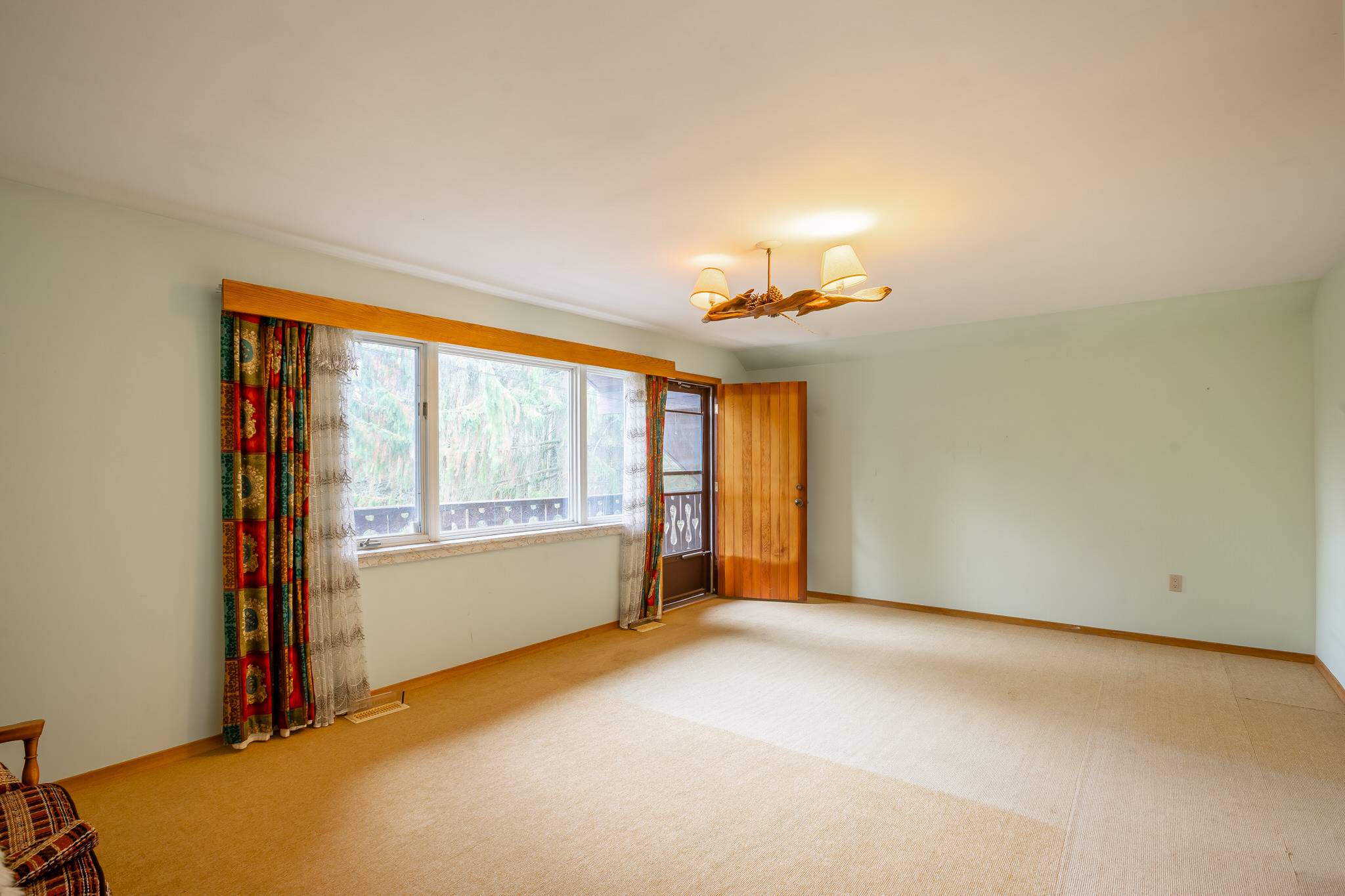 5779 Aurora Road, Stouffville