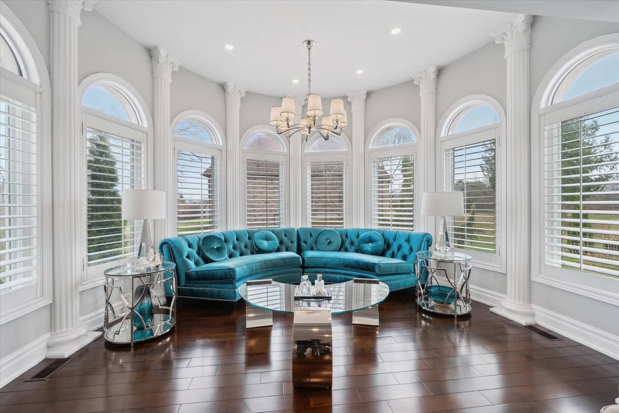 9 Raeview Dr, Stouffville