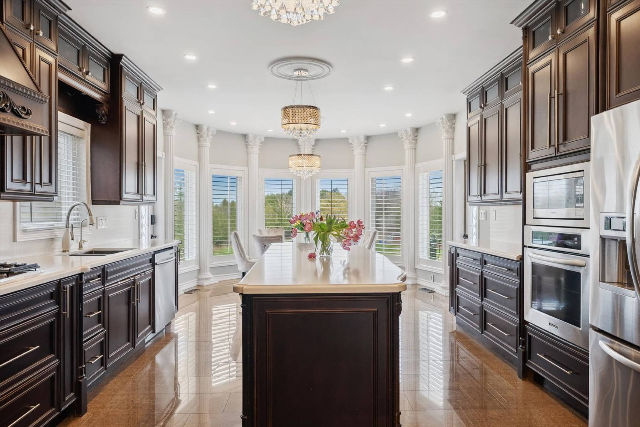 9 Raeview Dr, Stouffville