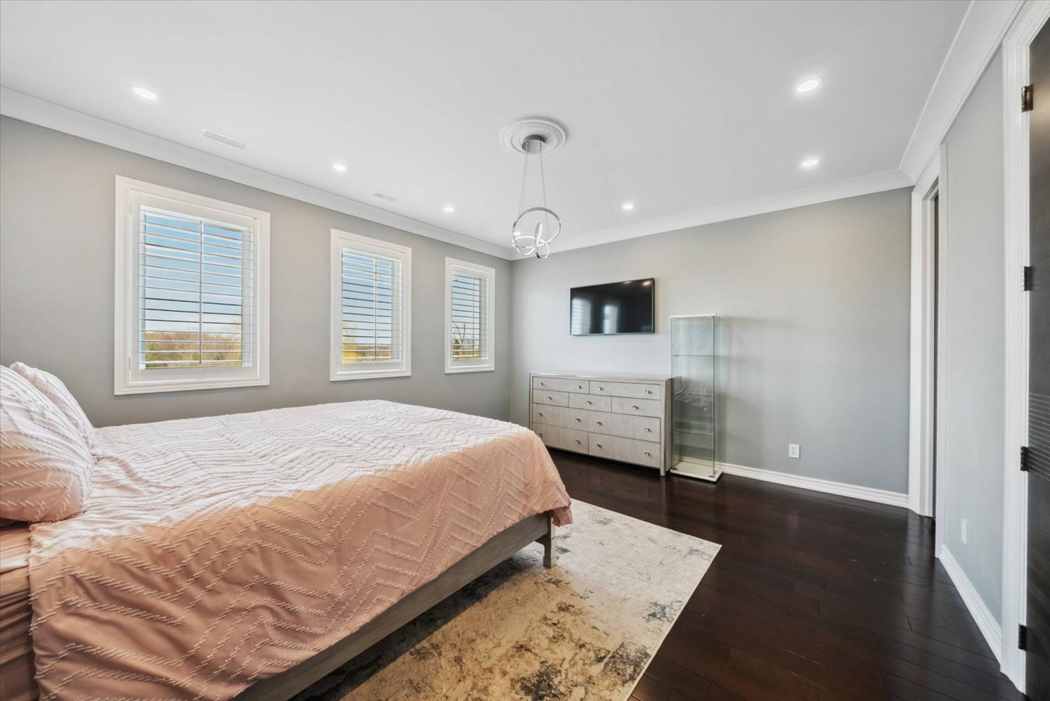 9 Raeview Dr, Stouffville
