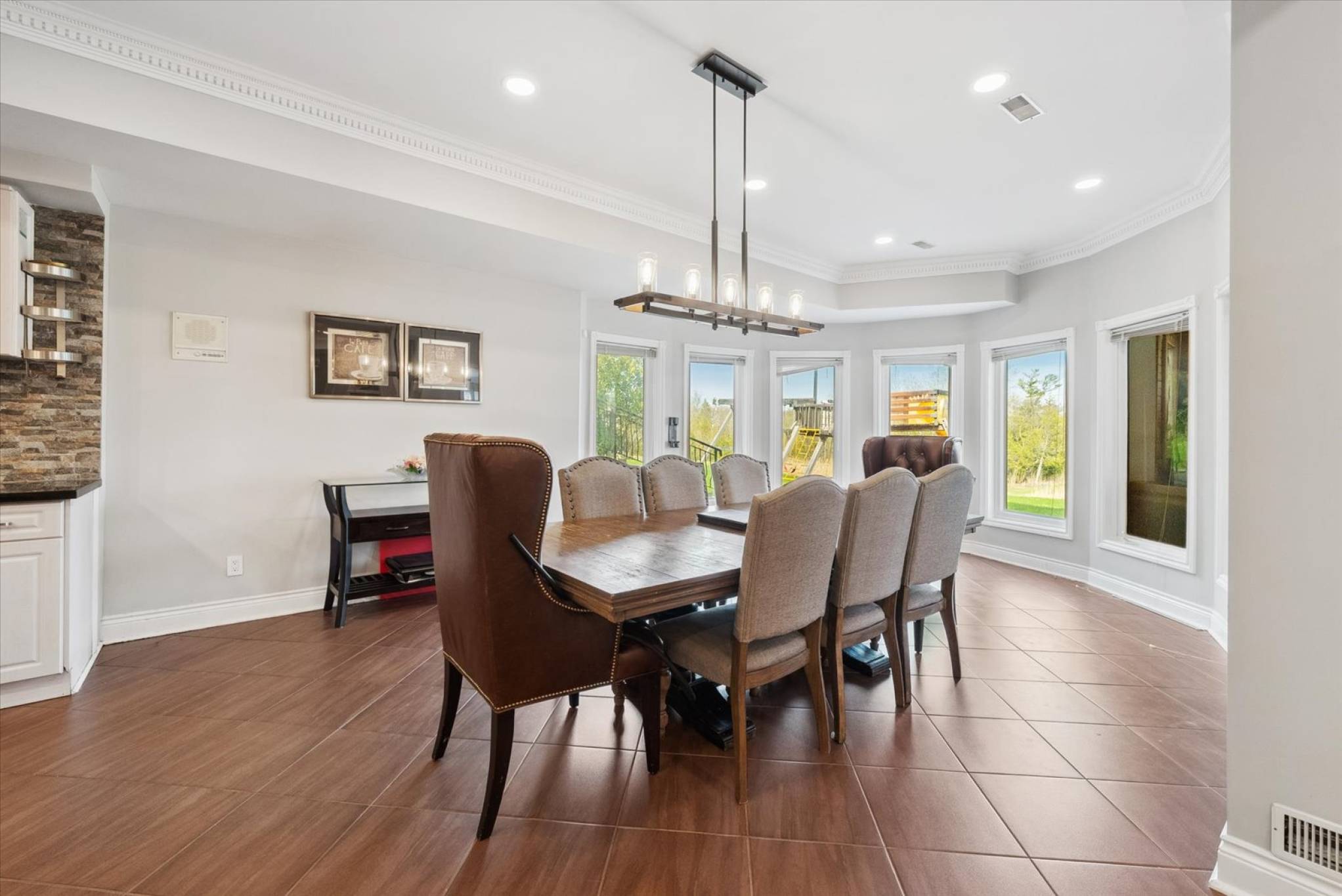 9 Raeview Dr, Stouffville