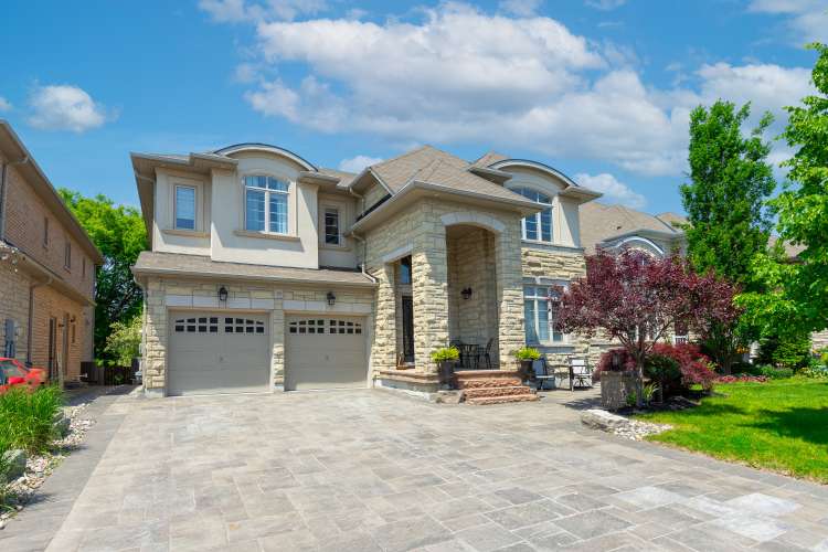 16 Durhamview Crescent, Stouffville