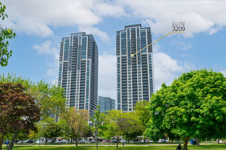 1926 Lakeshore Boulevard West, Toronto Suite 3209