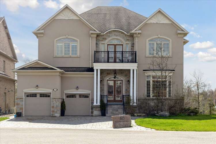 40 Royal Shamrock Court, Stouffville