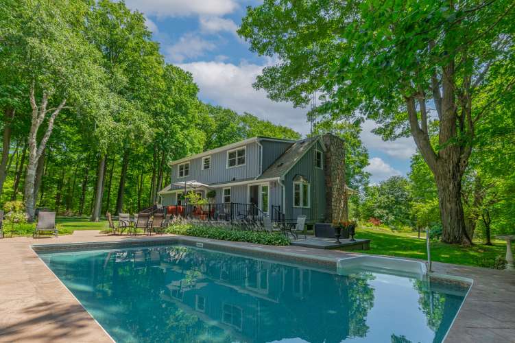 4004 St. Johns Sideroad, Whitchurch-Stouffville