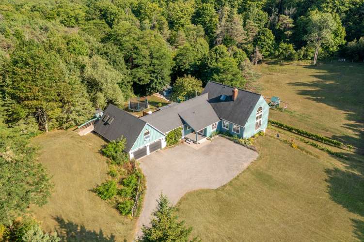 4661 Davis Drive, Stouffville