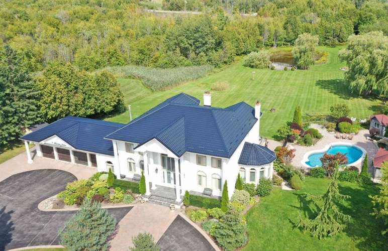 9 Raeview Dr, Stouffville